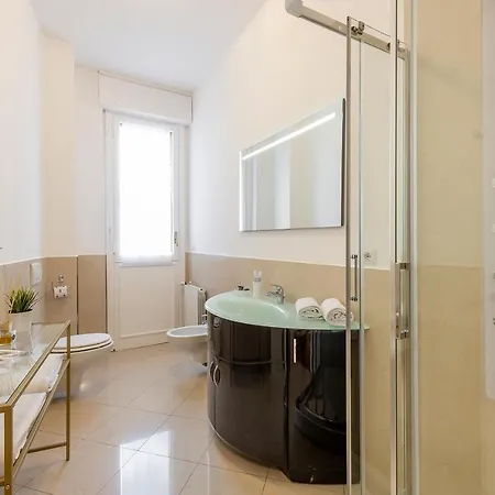 Milan Royal Suites - Centro Cadorna Exterior photo
