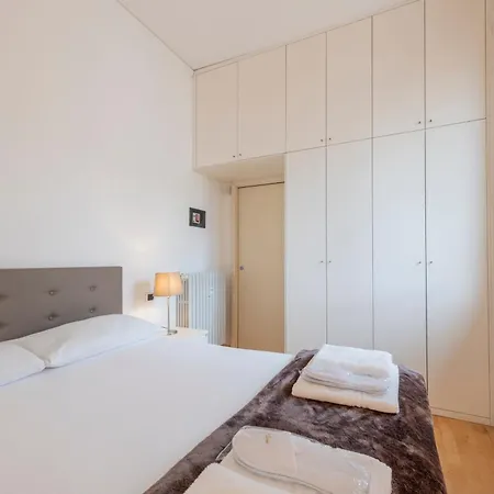 Milan Royal Suites - Centro Cadorna Exterior photo